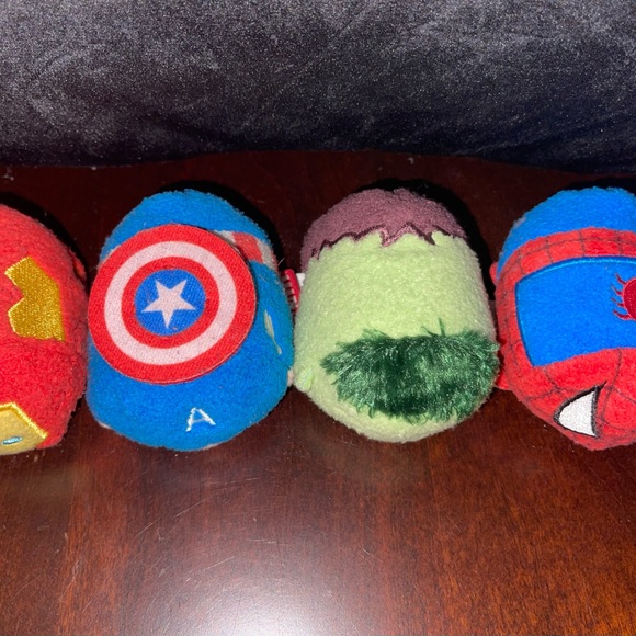 Hulk and Iron Man Tsum Tsum Mini Plushies 🦸 - Picture 2 of 3